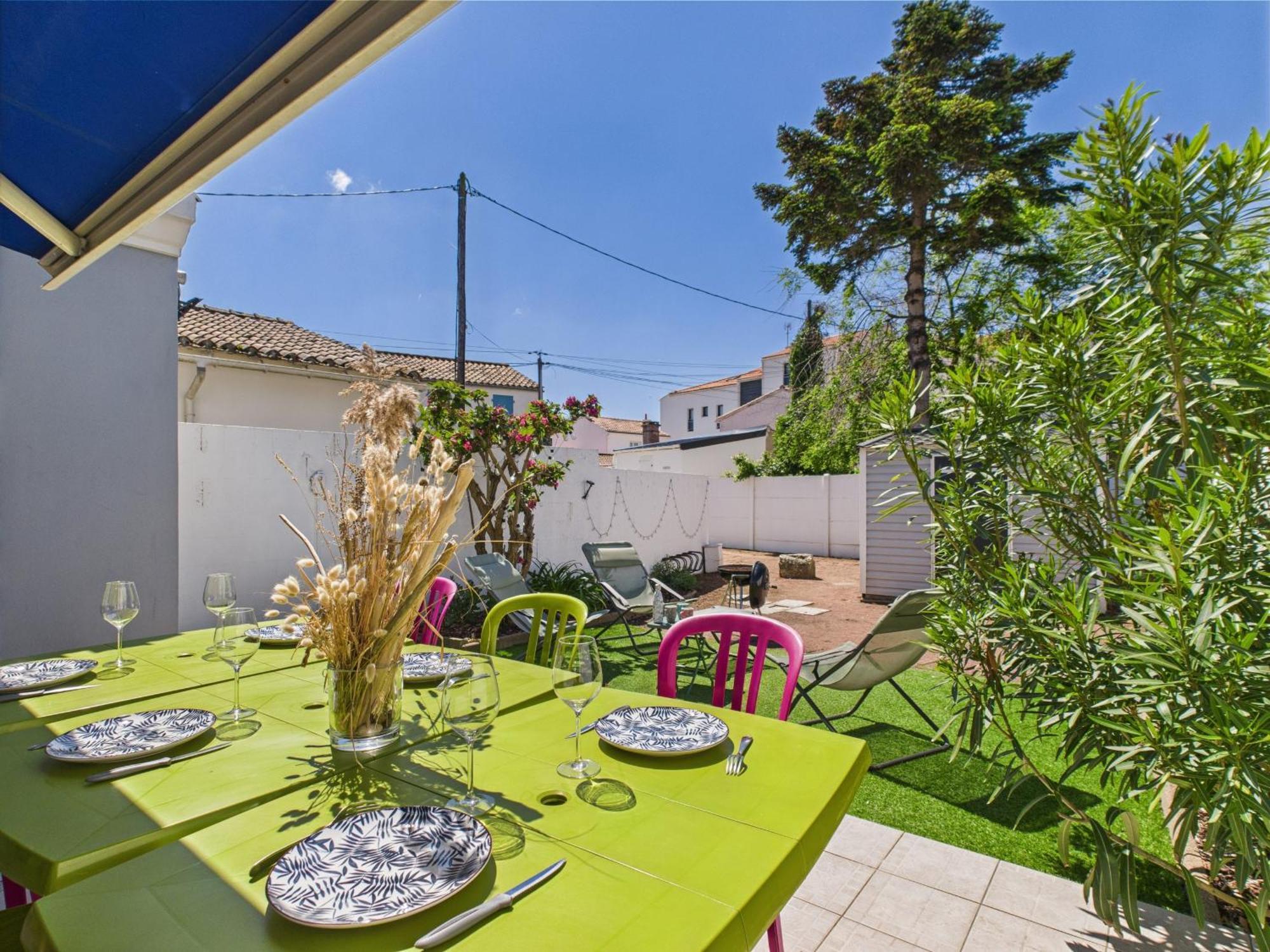 Entre Coeur De Ville Et Plage, Maison Pour 8 Saint-Gilles-Croix-de-Vie Eksteriør bilde